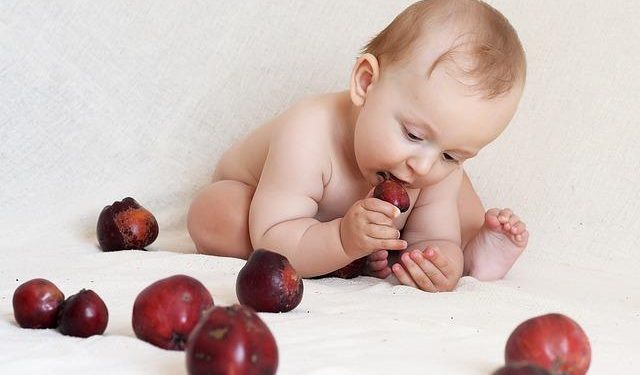 Emotional Eating: Understanding and Overcoming the Connection Between Mood and Food