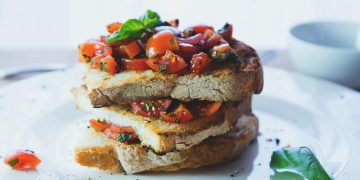 The Mediterranean Diet: A Delicious Path to Heart Health